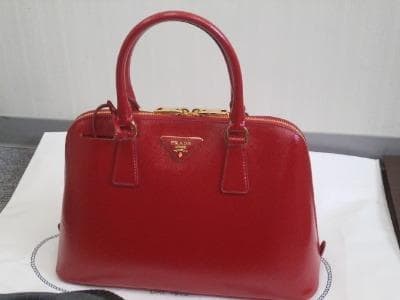 プラダ　ハンドバッグ　【平岡店】 北海道札幌市にあるザ・ゴールド 平岡店の画像1