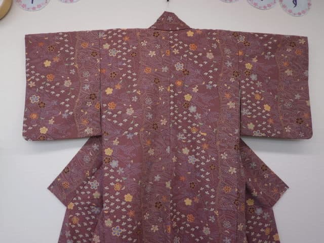 着物【平岡店】 北海道札幌市にあるザ・ゴールド 平岡店の画像1