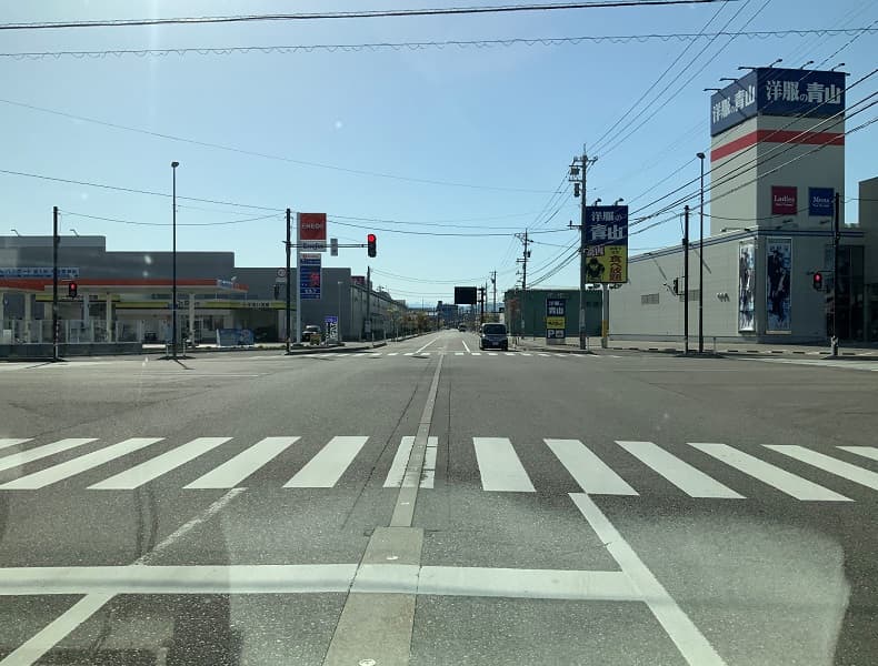 小矢部方面からお越しの場合