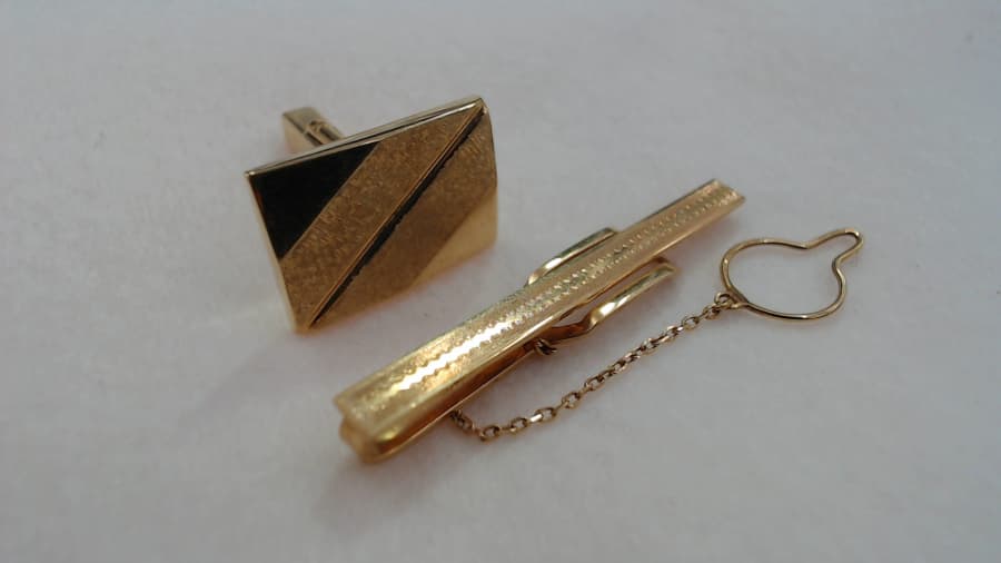 カフスボタン　タイピン【砺波中神店】 富山県砺波市にあるザ・ゴールド 砺波中神店の画像1