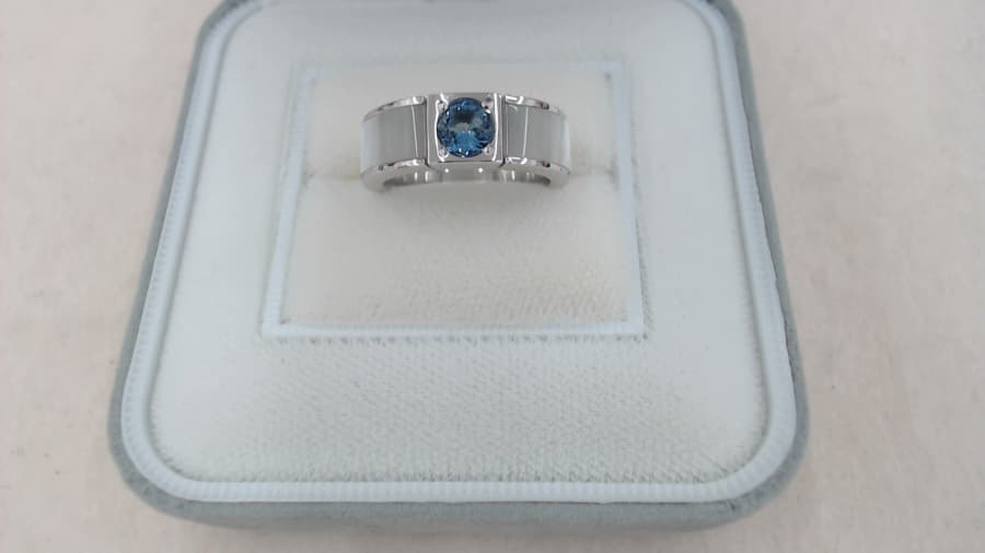 K18WG　アクアマリンリングの買取実績【砺波中神店/富山県/砺波市】 富山県砺波市にあるザ・ゴールド 砺波中神店の画像1