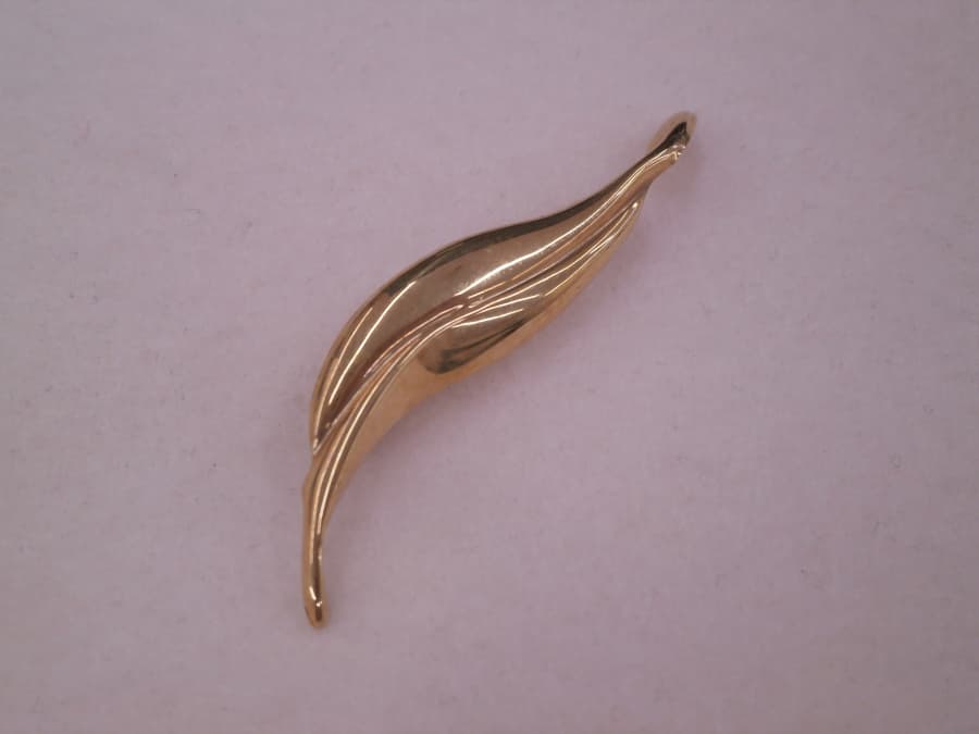 18金ブローチ【砺波中神店】 富山県砺波市にあるザ・ゴールド 砺波中神店の画像1