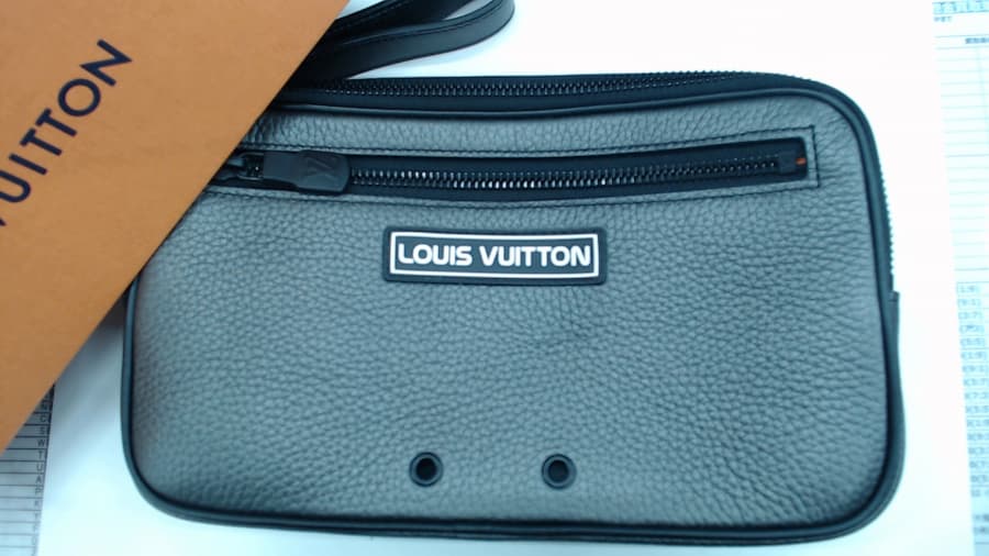 ルイヴィトン　アルファ・クラッチの買取実績【松本村井店/長野県/松本市】 長野県松本市にあるザ・ゴールド 松本村井店の画像1