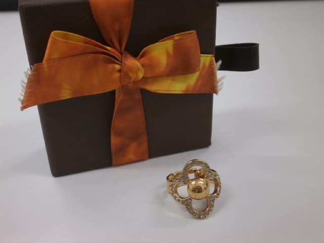 LV バーグ フラワーパワー リングの買取実績 【白石本通店/北海道/札幌市白石区】 北海道札幌市にあるザ・ゴールド 白石本通店の画像1