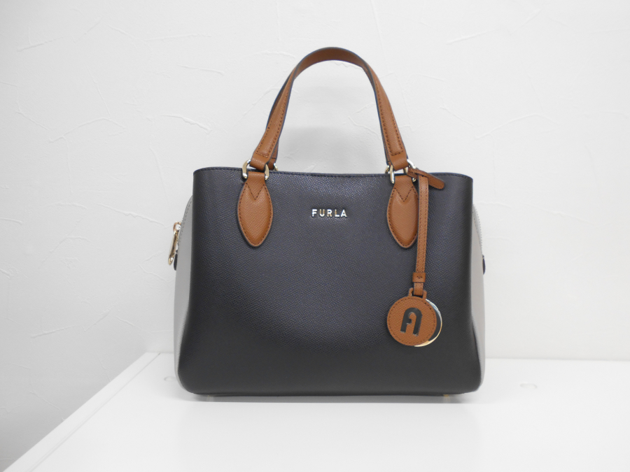 ＦＵＲＬＡ　ハンドバッグの買取実績【白石本通店/北海道/札幌市白石区】 北海道札幌市にあるザ・ゴールド 白石本通店の画像1