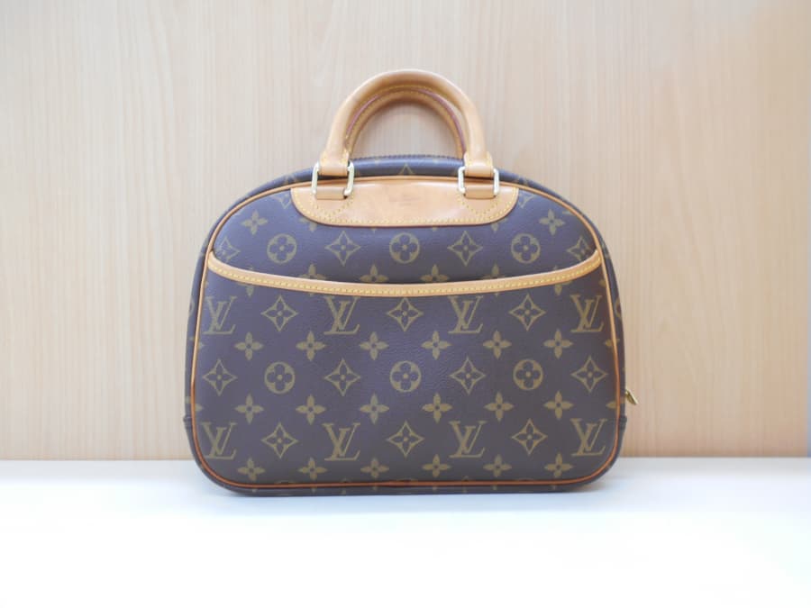 LVトゥルーヴィル の買取実績 【白石本通店/北海道/札幌市白石区】 北海道札幌市にあるザ・ゴールド 白石本通店の画像1