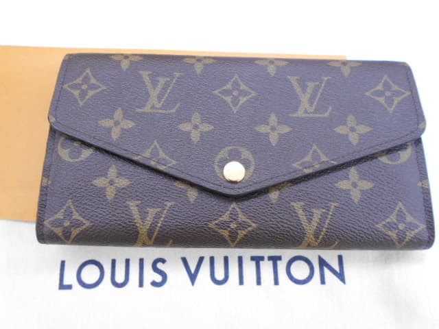 ポルトフォイユ・サラ【燕三条店】 新潟県燕市井土巻2丁目にあるザ・ゴールド 燕三条店の画像1