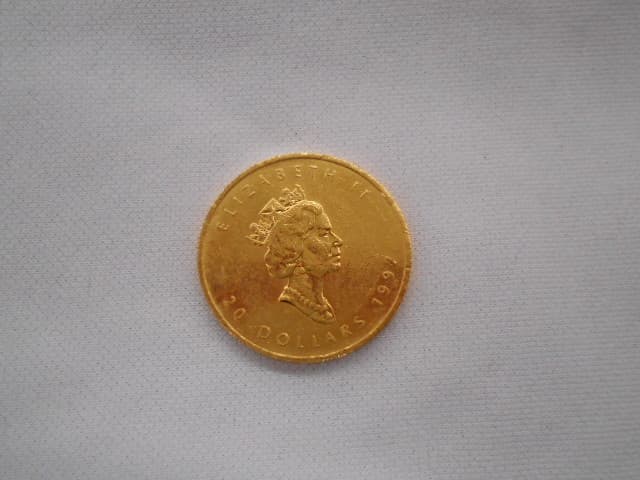 メープルリーフコインの買取実績【燕三条店/新潟県/燕市】 新潟県燕市井土巻2丁目にあるザ・ゴールド 燕三条店の画像2