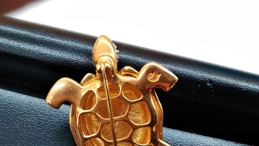 スワロフスキーの買取実績【燕三条店/新潟県/燕市】 新潟県燕市井土巻2丁目にあるザ・ゴールド 燕三条店の画像2