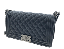 シャネル ボーイシャネル チェーンショルダーバッグ キャビアスキン